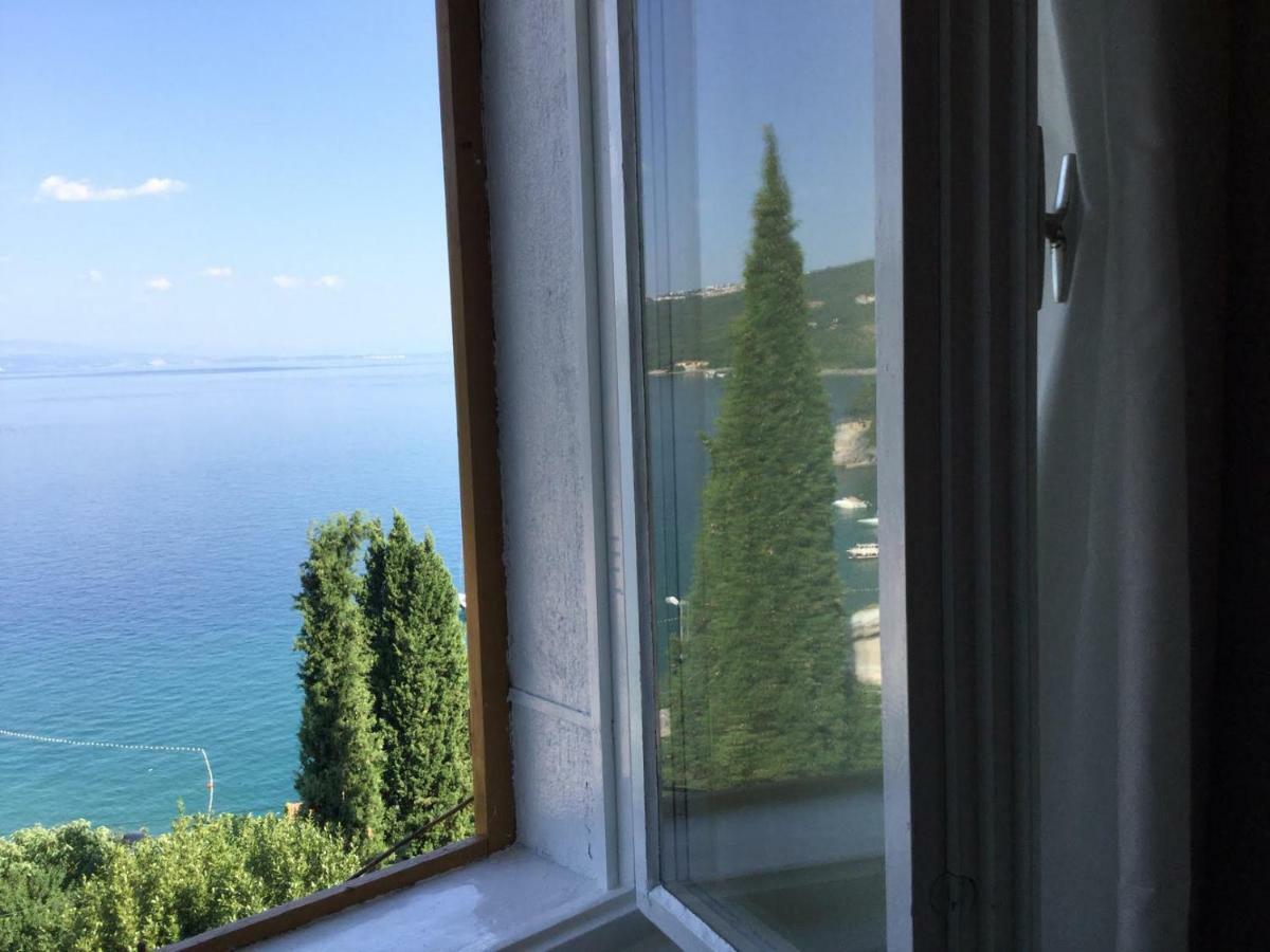 Lady Lidija - Volosko Free Parking *